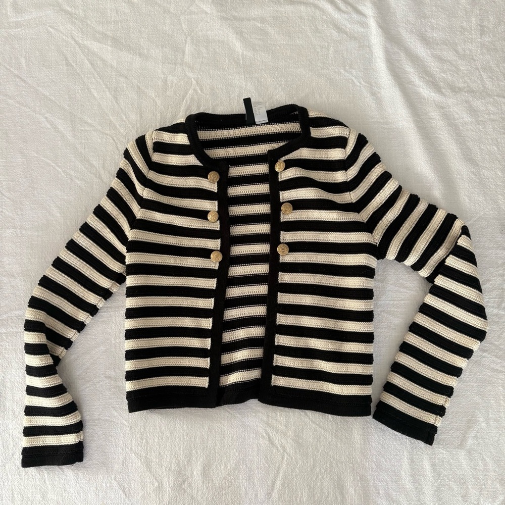 H&M Black and Cream Striped Sweater